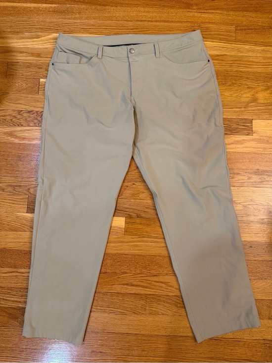 lululemon athletica Other - Lululemon ABC Pant Classic in Artifact(?)/Khaki - Size 38 x 29" Inseam